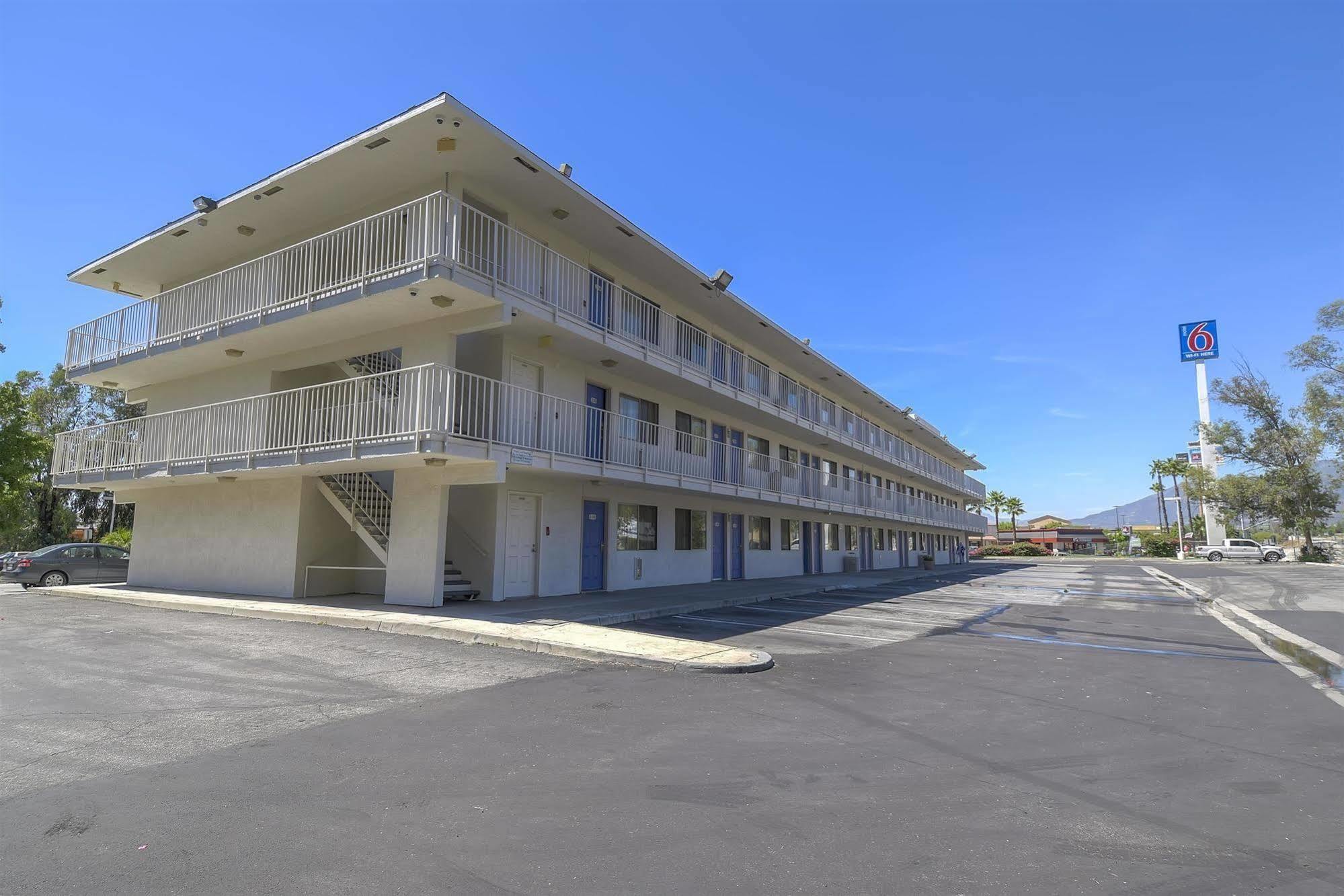 Motel 6-San Bernardino, Ca - North Serrano Village Exterior foto